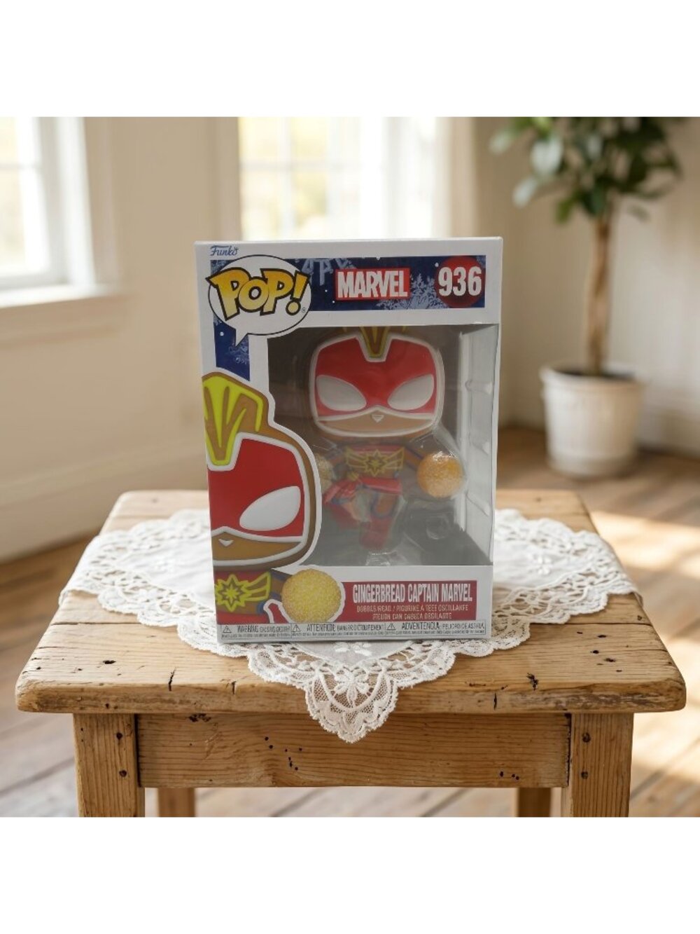 Funko Pop Marvel Gingerbread Captain Marvel 936 Vinyl Bobblehead